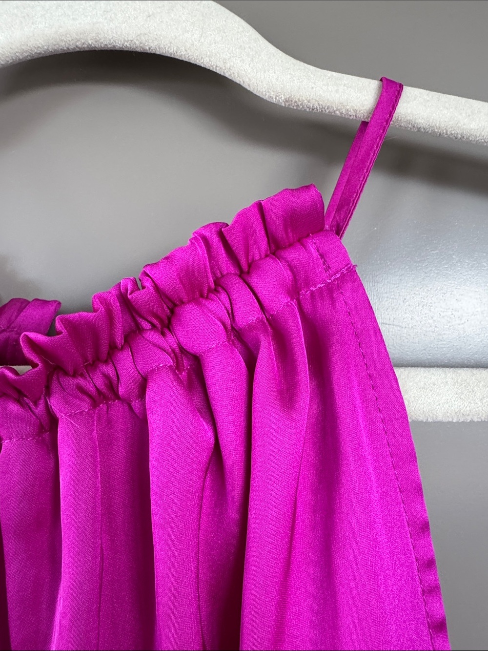 Express Pink Magenta Ruffled Neck Tank Top Open Back Size Small - Picture 5 of 13